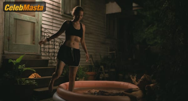 Photo Gallery: Jennifer Lawrence in Causeway photo 5