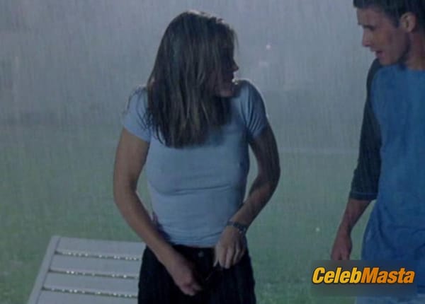 Jessica Biel Pics from the Set of Summer Catch photo 17