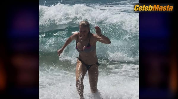 Chelsea Handler Photo Collection from Chelsea photo 8