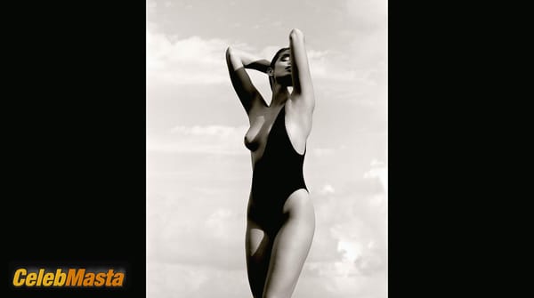 Photo Gallery: Cindy Crawford in The Super Models photo 12