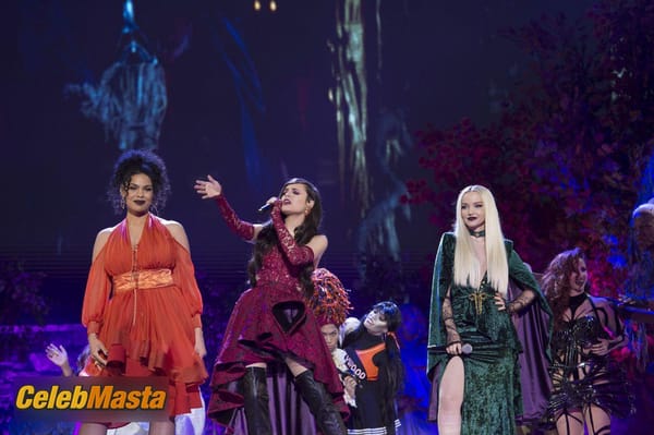 Dove Cameron Photo Collection from Hocus Pocus 25th Anniversary Halloween Bash photo 3