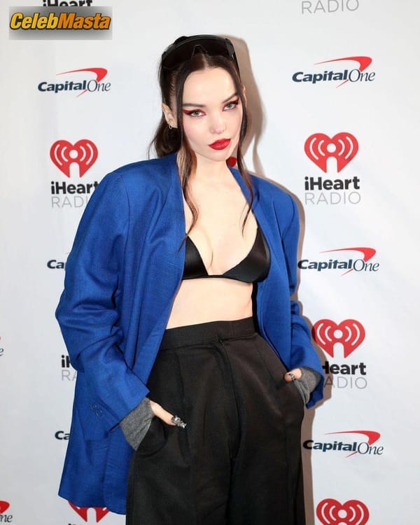 Dove Cameron Photo Set from Jingle Ball photo 7