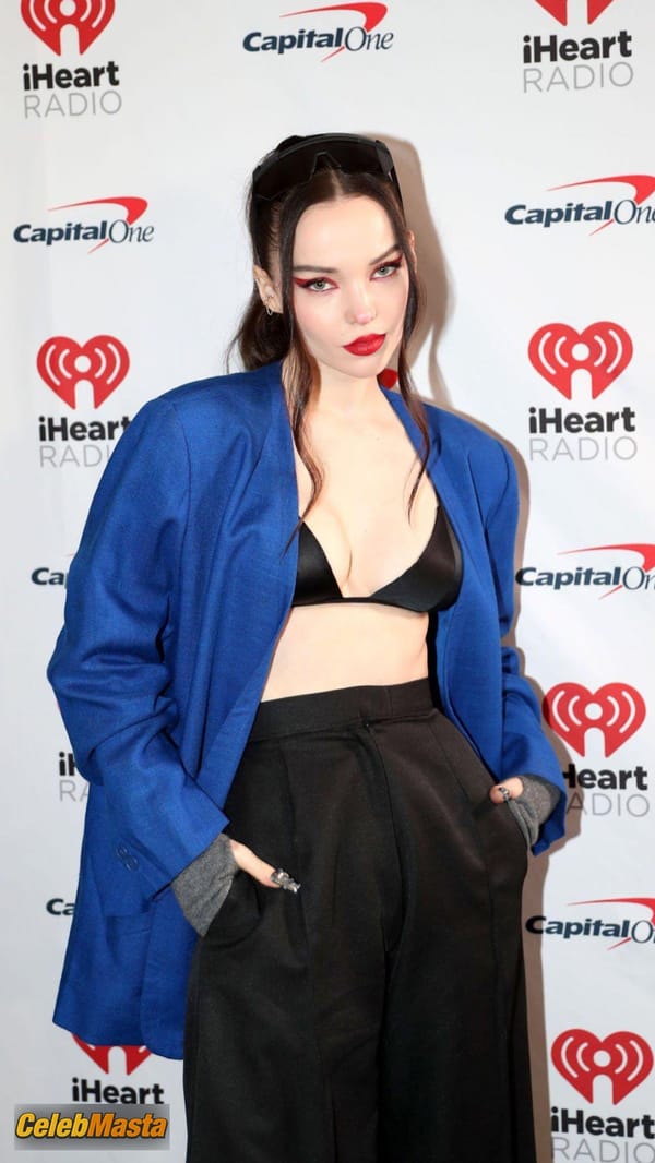 Dove Cameron Photo Set from Jingle Ball photo 15