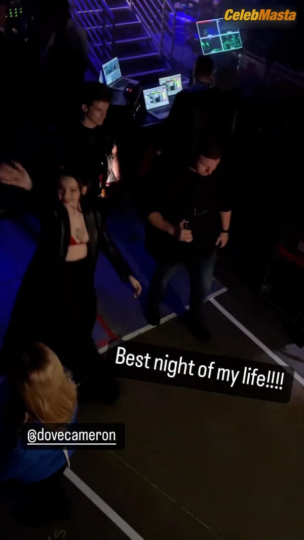 Dove Cameron Photo Set from Jingle Ball photo 19