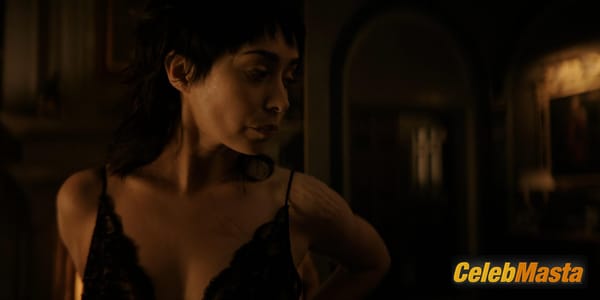 Cristin Milioti Scene Photos Gallery from The Penguin photo 7