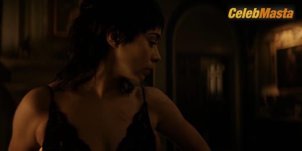 Cristin Milioti Scene Photos Gallery from The Penguin photo 10