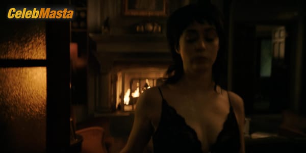 Cristin Milioti Scene Photos Gallery from The Penguin photo 22