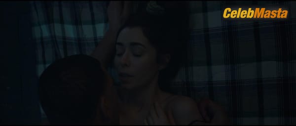 Cristin Milioti Scene Photos Gallery from The Penguin photo 32