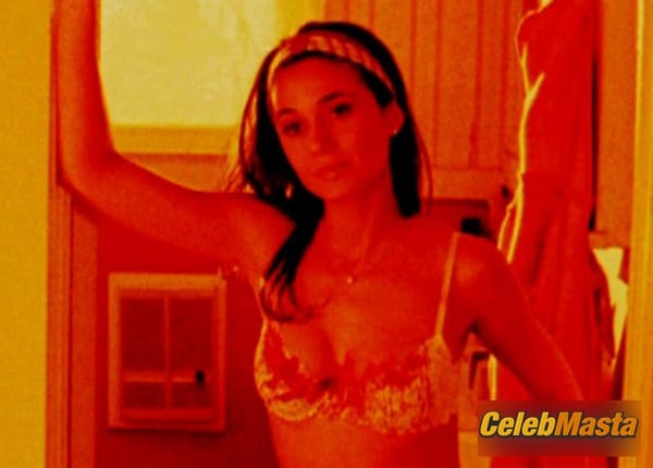 Emmanuelle Chriqui Photo Collection from Deceit photo 6