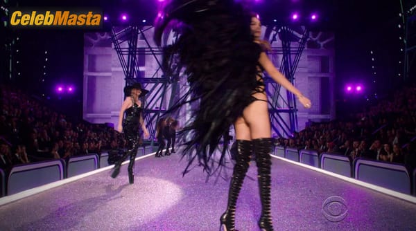 Gigi Hadid Scene Photos Gallery from The Victoria’s Secret Fashion Show 2016 photo 2