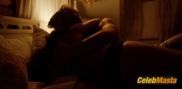 Emmanuelle Chriqui Photo Gallery from Hospitality photo 3