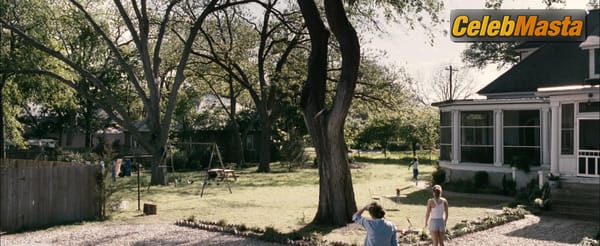 Photo Gallery: Hayden Panettiere in Fireflies In The Garden photo 1