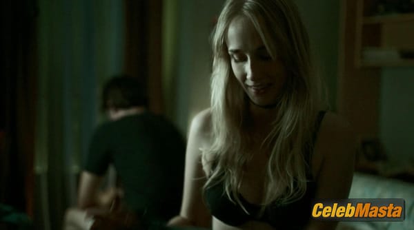 Photo Gallery: Ingrid Garcia Jonsson in Apaches photo 3