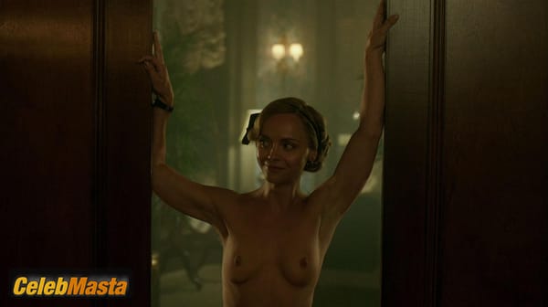 Christina Ricci Photo Gallery from Yellowjackets photo 23