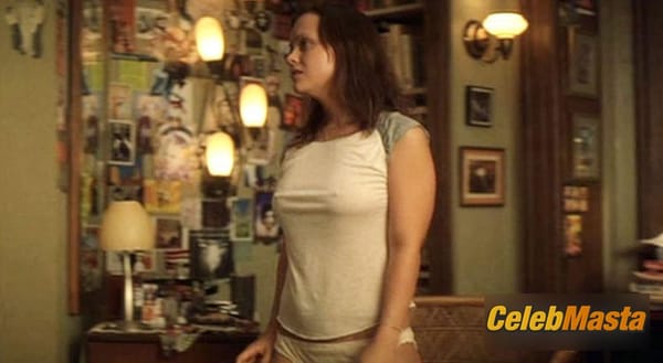 Christina Ricci Photo Gallery from Yellowjackets photo 101