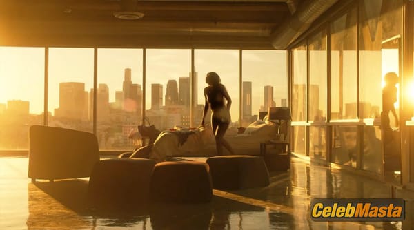 Gabrielle Union Scene Photos Gallery from Riff Raff photo 22