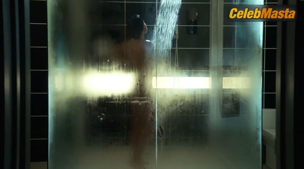 Gabrielle Union Scene Photos Gallery from Riff Raff photo 37