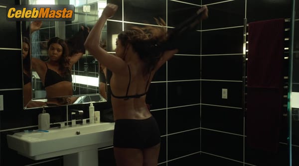 Gabrielle Union Scene Photos Gallery from Riff Raff photo 52