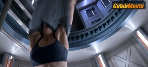 Hilary Swank Photos from Fatale photo 14