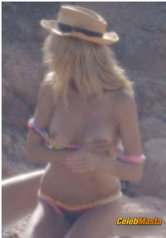 Heidi Klum Photo Gallery from Beach Babes photo 10
