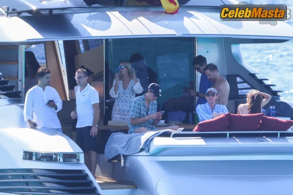 Photo Gallery: Ivanka Trump Vacation In Formentera photo 23