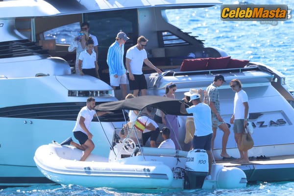 Photo Gallery: Ivanka Trump Vacation In Formentera photo 30