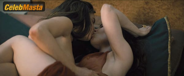 Photo Gallery: Ivana Baquero in Spartacus House Of Ashur photo 10