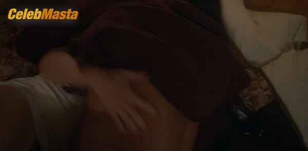 Jennifer Jason Leigh Photos from Skipped Parts photo 6
