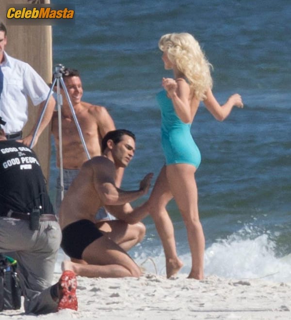 Julianne Hough Photos: In A Swimsuit On The Set Of ‘bigger’ Orange Beach photo 2