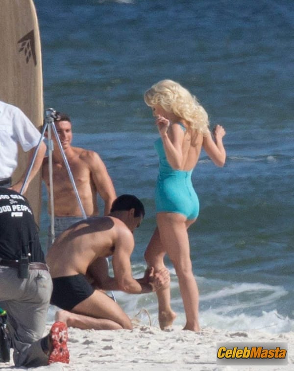 Julianne Hough Photos: In A Swimsuit On The Set Of ‘bigger’ Orange Beach photo 7
