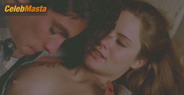 Jennifer Jason Leigh Photo Collection from Fast Times At Ridgemont High photo 1