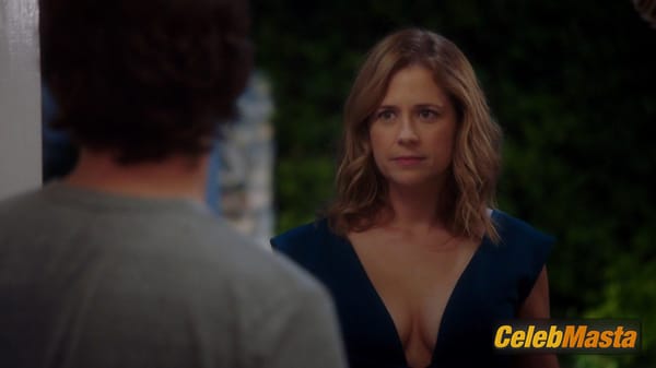 Jenna Fischer Photo Set from Splitting Up Together photo 4