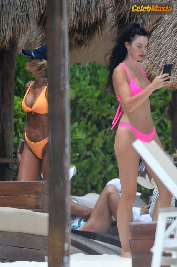 Jayde Nicole Photo Gallery: Enjoying A Day At The Beach While On Vacation In Tulum photo 52
