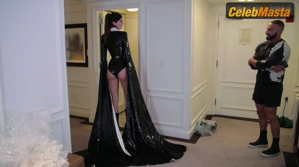 Kendall Jenner Photo Set from The Kardashians photo 5