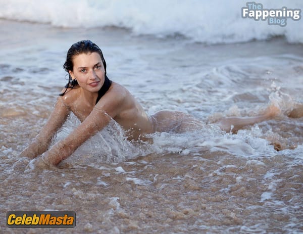 Photo Gallery: Jessica Clements Poses Her Alluring Body, Tits And Butt photo 23
