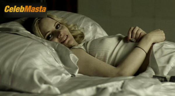 Jennifer Jason Leigh Photo Gallery from The Machinist photo 8
