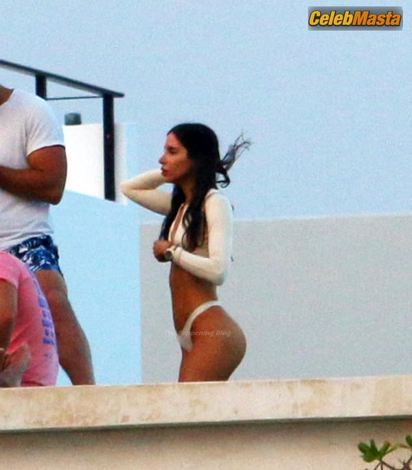 Jen Selter Gallery: Working Out In Bikini In Mexico photo 22