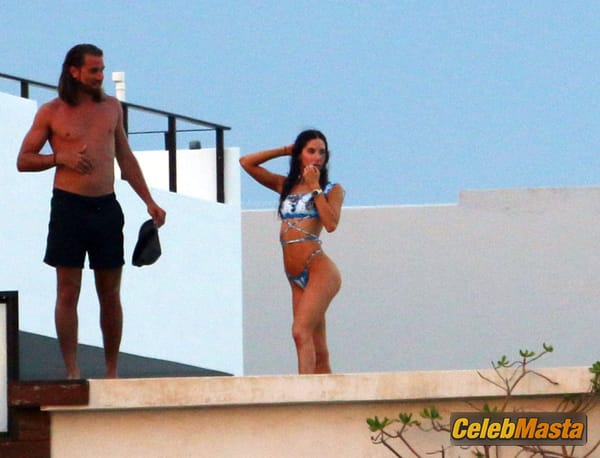 Jen Selter Gallery: Working Out In Bikini In Mexico photo 23