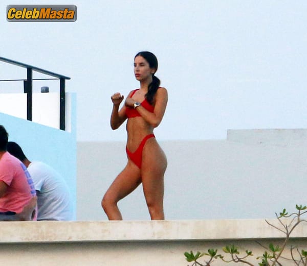 Jen Selter Gallery: Working Out In Bikini In Mexico photo 41