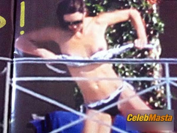 Kate Middleton Photos from Beach Babes photo 7