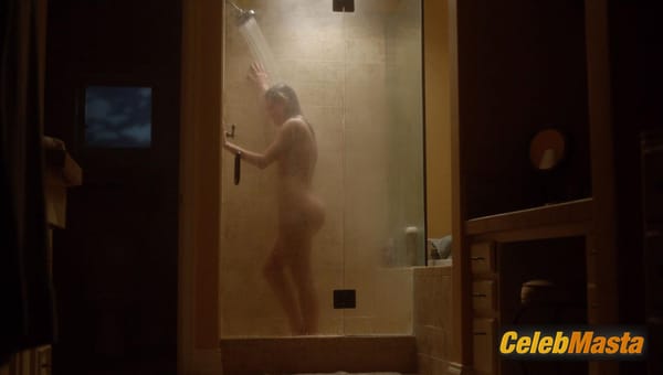 Photo Gallery: Lili Simmons in Ray Donovan photo 8