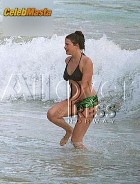 Liv Tyler Photos: Outernet photo 8