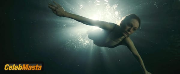 Photo Gallery: Julianne Moore in Sirens photo 46