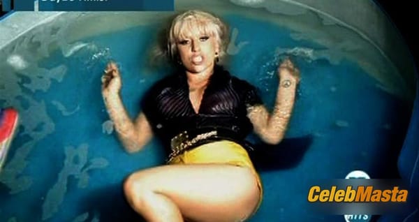 Photo Gallery: Lady Gaga in Just Dance photo 3