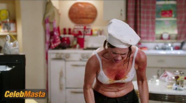 Kristen Wiig Scene Photos Gallery from Welcome To Me photo 5