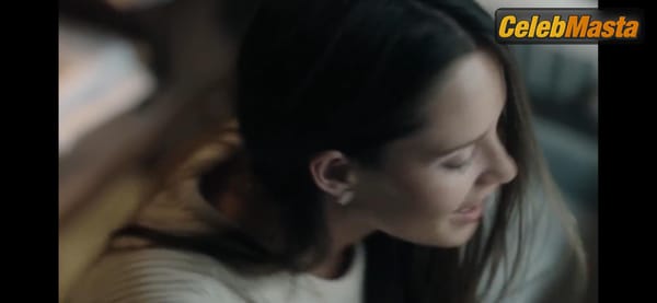 Photo Gallery: Merritt Patterson in The Art Of More photo 53