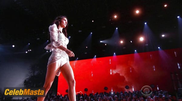 Kendall Jenner Photo Collection from The Victoria’s Secret Fashion Show 2015 photo 3