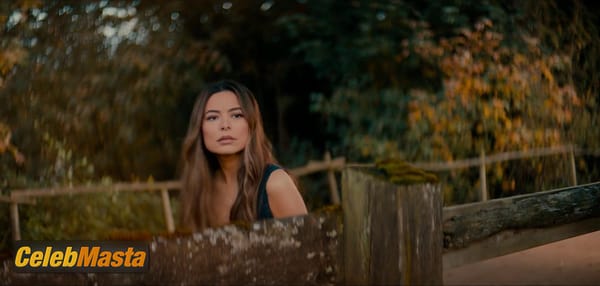 Miranda Cosgrove Scene Photos Gallery from The Wrong Paris photo 12