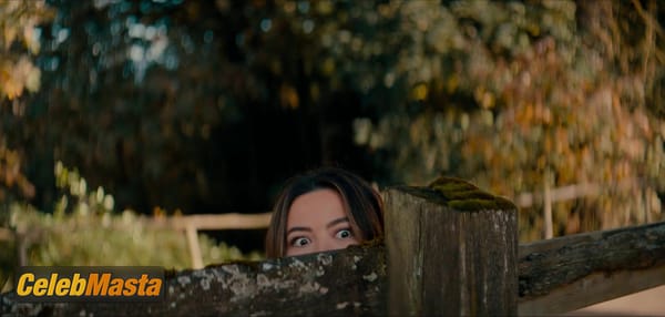 Miranda Cosgrove Scene Photos Gallery from The Wrong Paris photo 20