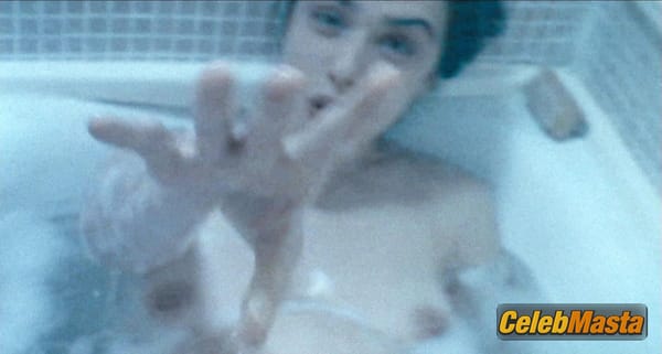 Rachel Weisz Photos from The Constant Gardener photo 1